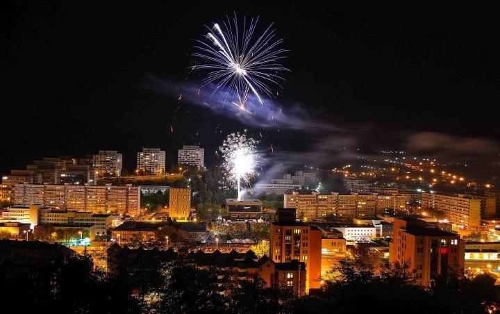 Kis Rigo Vendeghaz Hotel Salgótarján Buitenkant foto